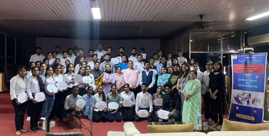 Digital marketing course certification at DAVIM Group photo-10
