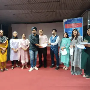 DSD 102 certificate distribution